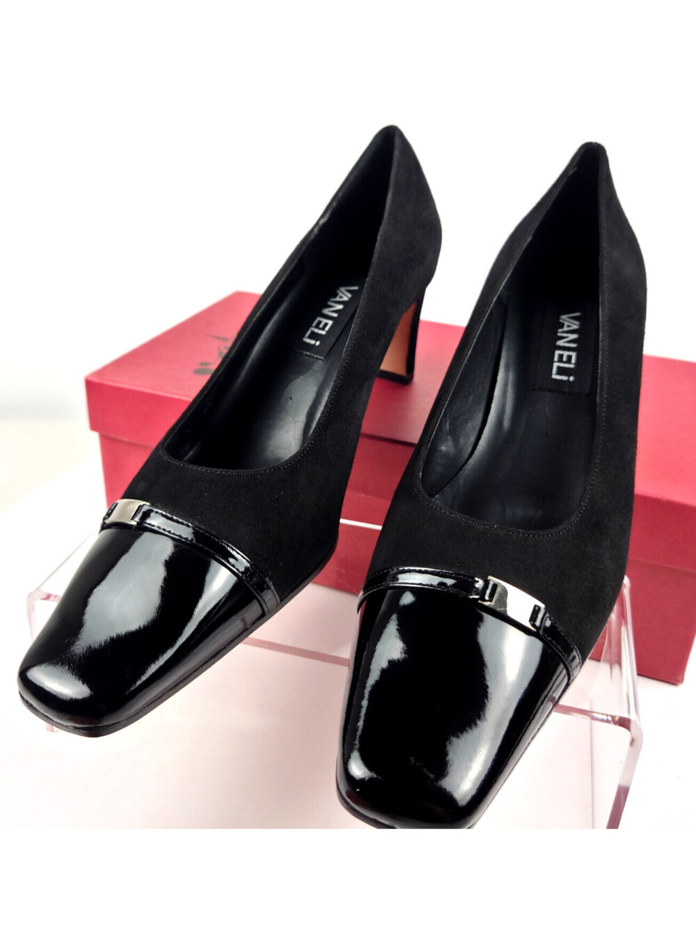Vaneli Hayley Black Suede Patent Cap Toe Block Heel Pumps 8.5M NOS Vintage